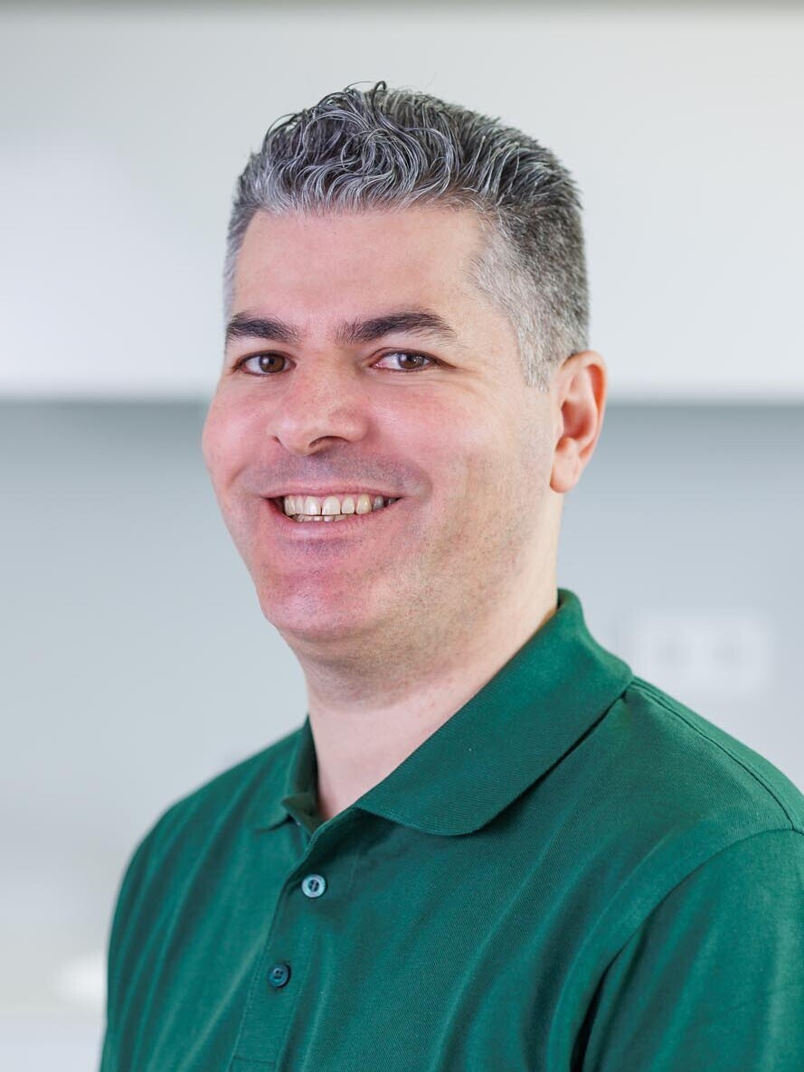 Praxis_am_Riedberg-67-ueberarbeitet_Carlos